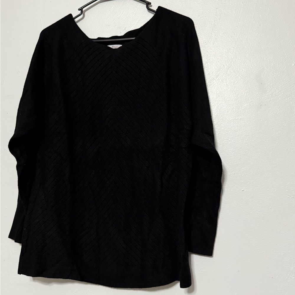 Elegant Black Women's Blouse